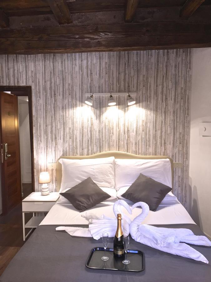 Do-Do Navona Suites Rom Zimmer foto